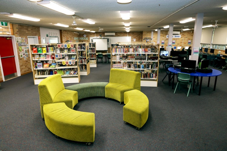 springwood high school library